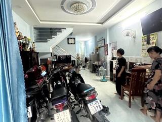 Gần công viên làng hoanhà đẹp61m2ngang 6.4m3 tầng5pnnguyễn văn khối p11 gvchỉ 6tỷ4 tl