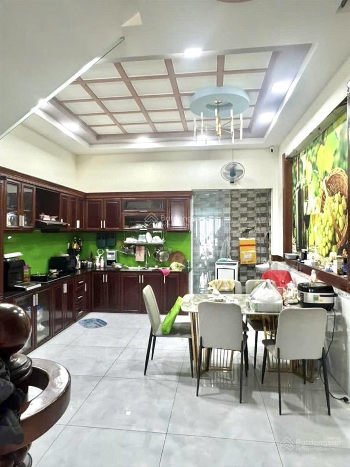 Hẻm xe hơi vào nhàđẹp ở ngay80m2ngang gần 5m4tầng5pnquang trung p8 gvchỉ 8tỷ3 tl