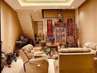 Nhà 1 trệt 3 lầu mặt tiền khu trung tâm hành chính, p. dĩ an, tp. dĩ an