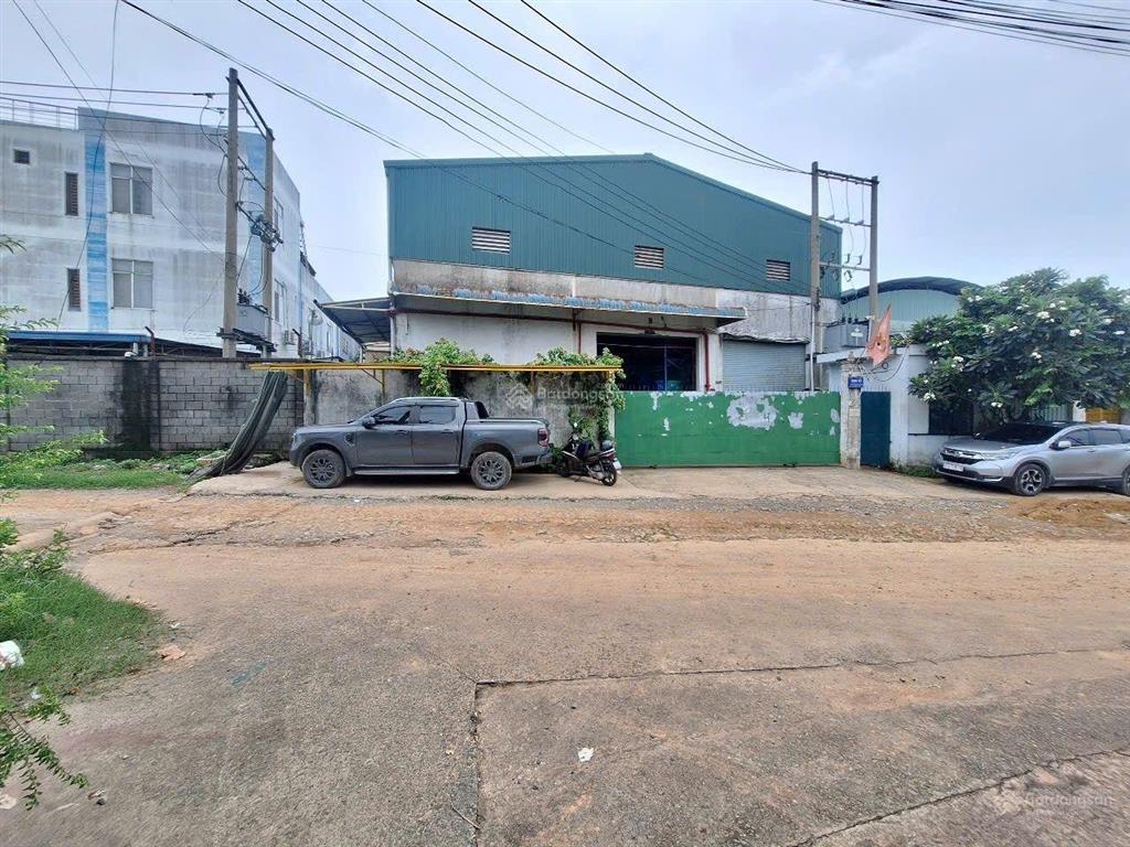 Nhà xưởng đường xe cont gần ngã tư miếu ông cù, p. an phú ,tp. thuận an
