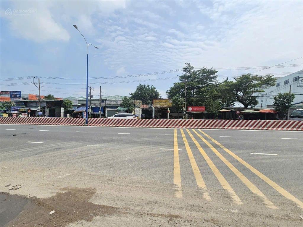 Đất mặt tiền dt 743 kho xưởng gần vòng xoay an phú, p. an phú, tp hcm