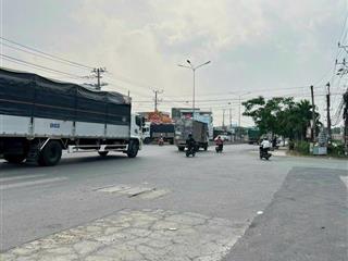 Bán đất tặng cây xăng & kho bãi mặt tiền ql1a, bến lức, long an (giáp sg, đi nguyễn văn linh 8km)