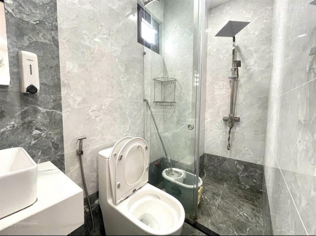 Cho thuê nhà nguyên căn kđt hà quang 1 , 80m2 giá 17tr/ tháng.