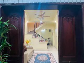 Bán nhà riêng 4pn, 4wc, 41m2, ngọc thụy, long biên, giá hợp lý 6,2 tỷ. ô tô đỗ cổng, kd online.