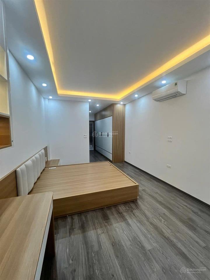 Bán nhà phố hoàng như tiếp long biên 12 tỷ 51m 6 tầng ô tô kinh doanh full nt gần bệnh viện tâm anh