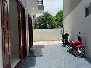 Bán nhà lô góc phố phúc đồng, long biên 5.5tỷ, 35m2, 5 tầng 4 pn, mt 4m, ô tô, kinh doanh, sân rộng