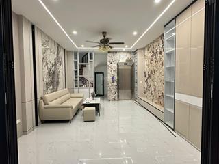 Bán nhà thạch bàn long biên 8 tỷ 41m thang máy ô tô kinh doanh gần trường cấp 3