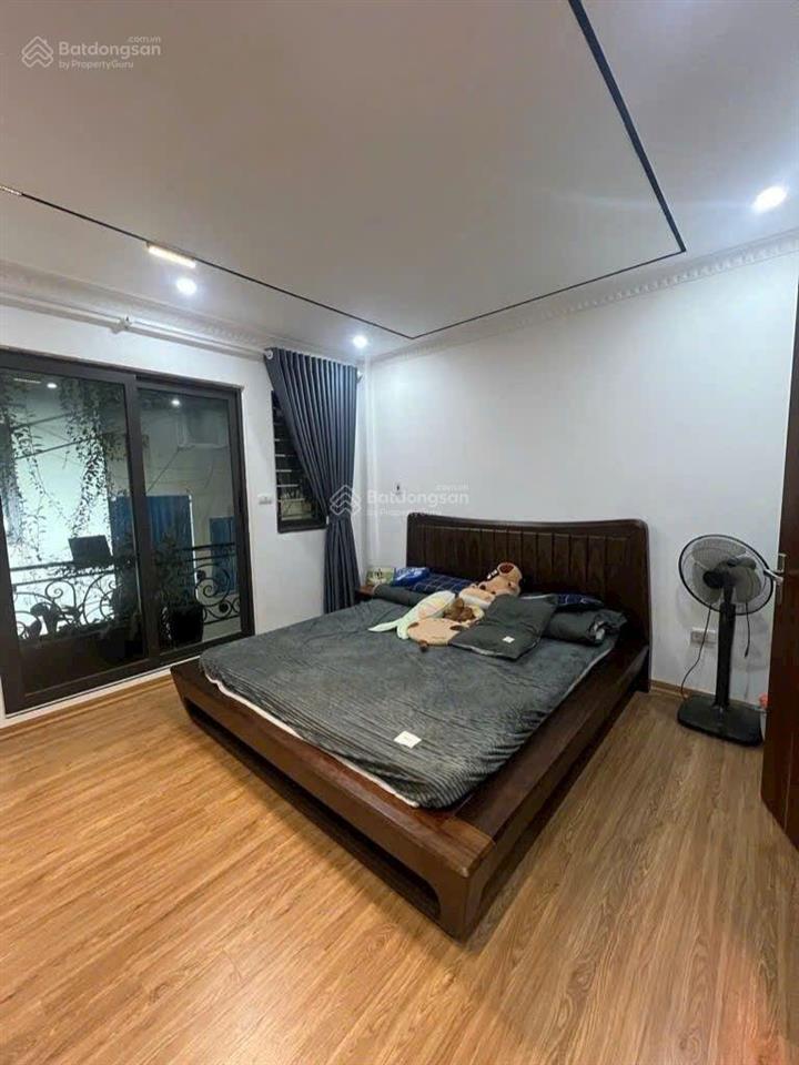 Bán nhà lô góc phố phúc đồng long biên 7 tỷ 35m2 mt 4m 5 tầng ô tô gần cầu vĩnh tuy