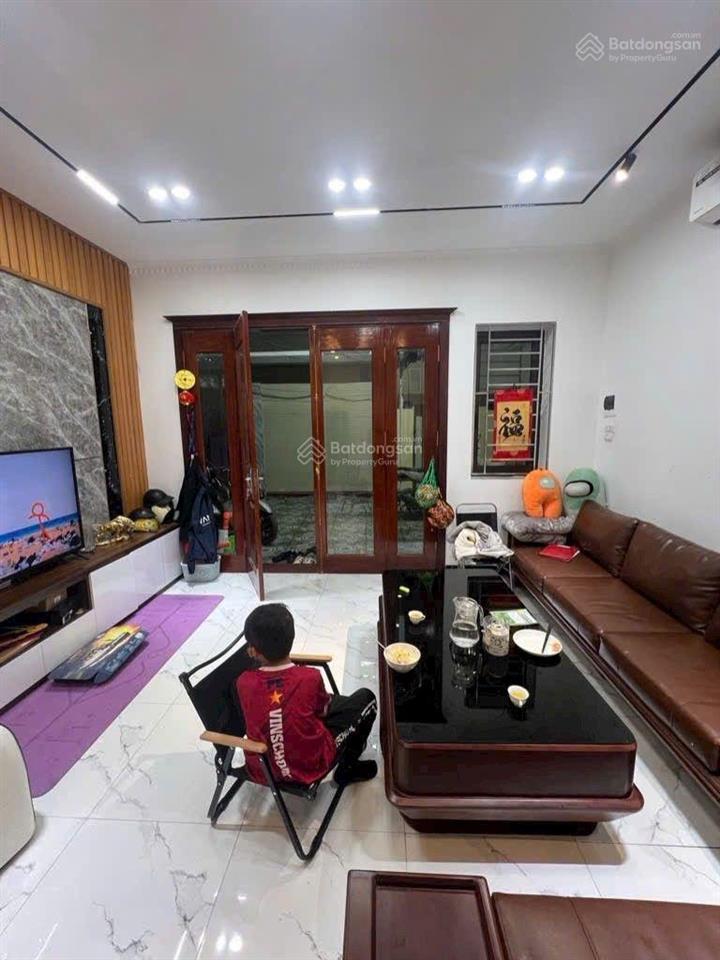 Bán nhà lô góc phố phúc đồng long biên 7 tỷ 35m2 mt 4m 5 tầng ô tô gần cầu vĩnh tuy