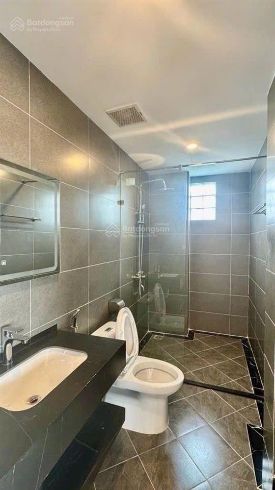Bán nhà lô góc phố việt hưng long biên nhỉnh 6 tỷ 35m 5 tầng mt 4m ô tô kinh doanh gần bigc