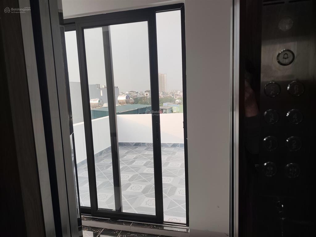 Bán nhà lô góc 6 tầng thang máy bát khối long biên nhỉnh 8 tỷ 50m mt 4m kinh doanh gần aeon
