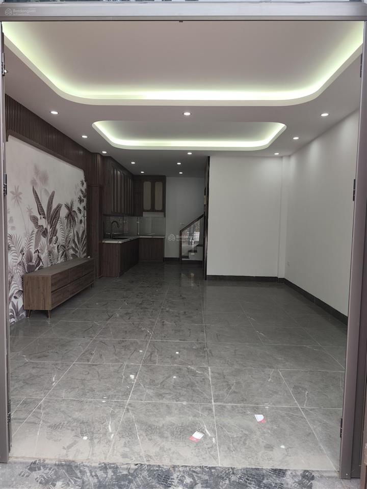 Bán nhà cổ linh đối diện aeon long biên nhỉnh 12 tỷ 6 tầng thang máy ô tô kd gần cầu vĩnh tuy