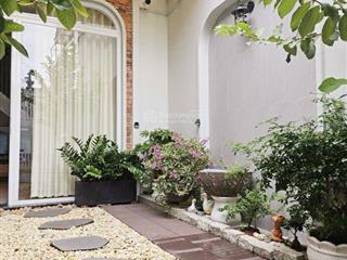 Bán nhà thiết kế đẹp vừa ở vừa có dòng tiền 18tr cạnh aeon mall tân phú  200m2  ngang bế thế 12m