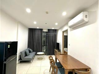 Bán gấp căn 2pn 2tỷ8 tại origami vinhomes grand park quận 9  view hồ bơi, cá coi cực đẹp