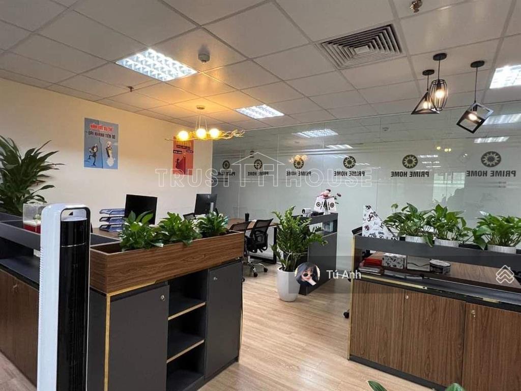 Cho thuê nhà võ oanh, p. 25, q. bình thạnh, dt 8,5x20m, hầm trệt 4 lầu, view kính
