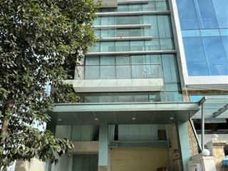 Cho thuê nhà lê văn sỹ, p. 14, quận 3, dt 8x18m, hầm trệt 4 lầu