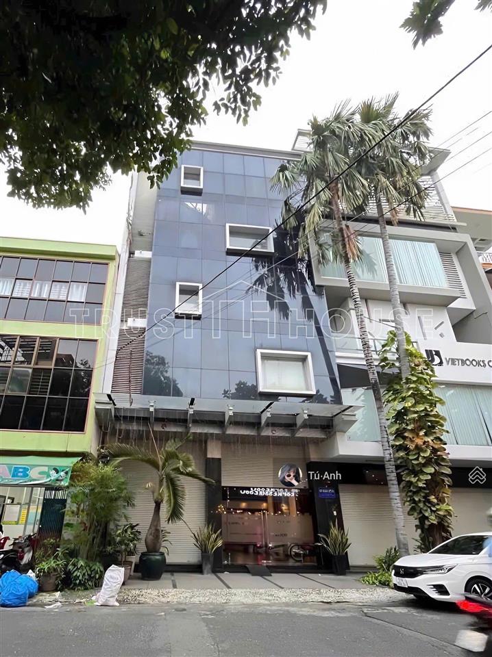 Cho thuê nhà nguyễn thái học, p. tân thành, q. tp, hầm 1 trệt 4 lầu, thang máy, mặt tiền ngang 8m