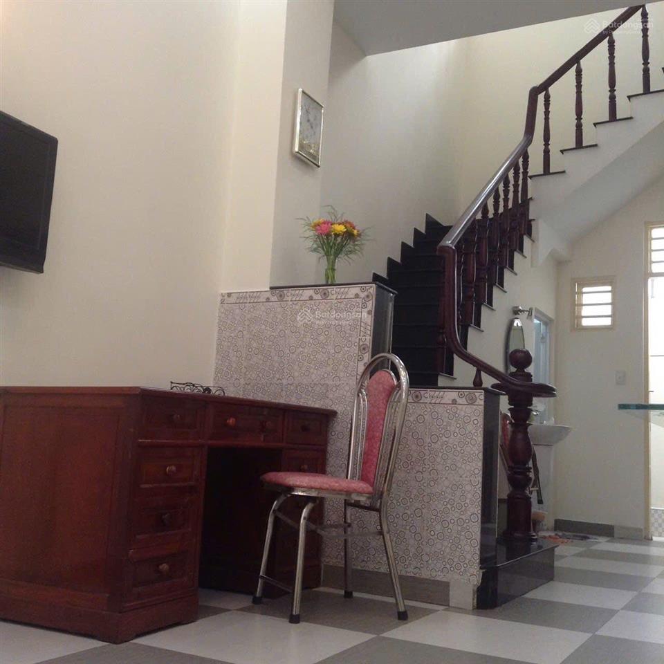 Nhà 3 tầng đường huỳnh văn bánh, phú nhuận 2 mặt tiền trước sau, 82m2, chỉ 6. x tỷ