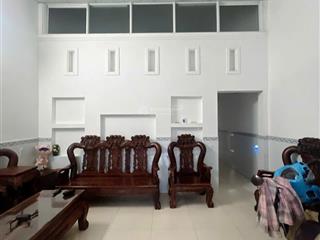 Bán nhà đối diện chợ,thuận tiện vừa ở vừa kinh doanh,gần chiêu liêu