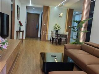 Tôi cần bán căn hộ gần công viên cầu giấy  90m2, 3 ngủ.  0949 035 ***