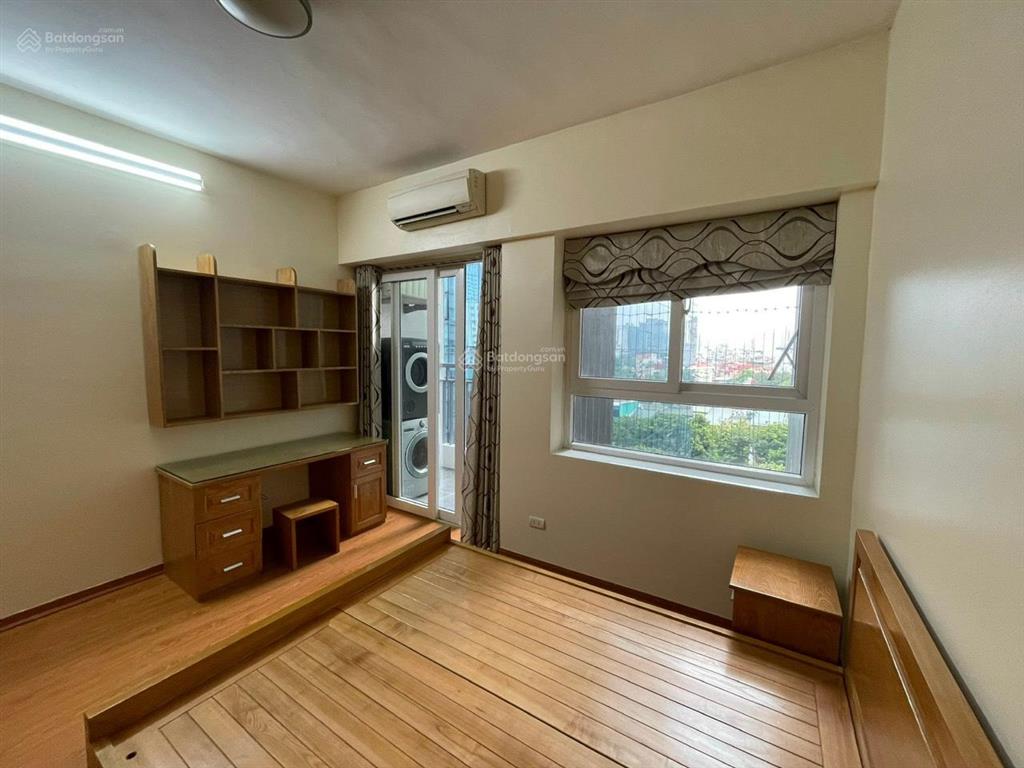 Bán cc kđt yên hoà  85m2, 3 ngủ, 2 vs, 7 tỷ nhà đẹp