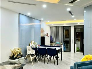 Hiếm  12 tỷ sở hữu ngay căn hộ chung cư 135m2 tk 4pn mặt phố vũ phạm hàm, hà nội