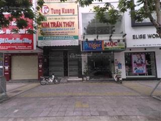 Bán nhà 237 nguyễn văn linh 3 tầng trống suốt