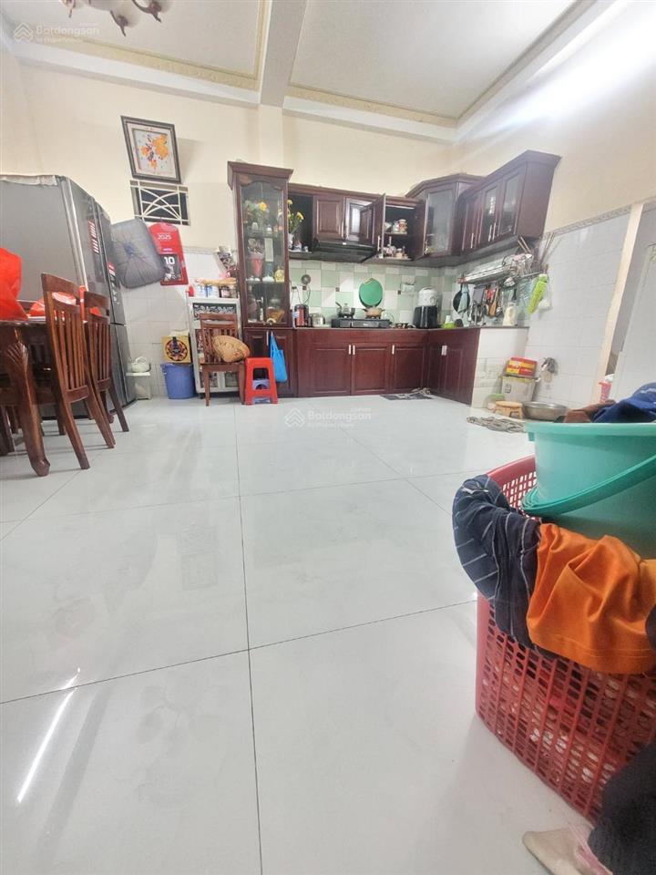 Chỉ 7,9 tỷ có nhà sân vườn 80m², 2 tầng ngang 6m, khu cán bộ nguyễn xí đối diện vincom saigonres