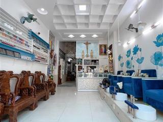 Bán gấp! giảm 500tr hxh hoàng hoa thám phú nhuận, (4.1x17m), 3 tầng, nhà đẹp sân rộng chỉ 9 tỷ