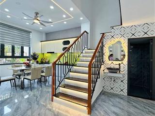 Bán gấp trong tuần ngay saigon res4 tầnghẻm otosát mt 5pn 7wcdòng tiền 384tr/tr  nhỉnh 8 tỷ tl