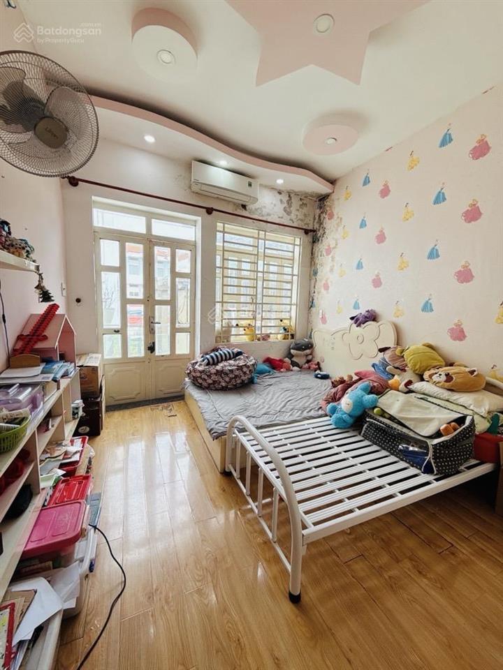Bán nhà sân vườn oto đậu trung tâm bình thạnh sát chợ bà chiểu hẻm 7m tt 120m2 đất 2 tầng chỉ 8.6tỷ