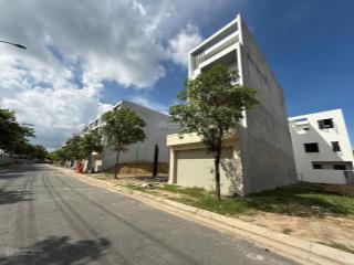 Chính chủ bán gấp căn shophouse nhà phố thương mại, giá 9 tỷ. bà rịa city gate 0775 707 *** phạm yến