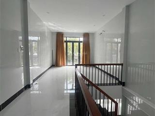 Cho thuê nhà mặt tiền mới 100% đường lý tự trọng giá dưới 20 triệu