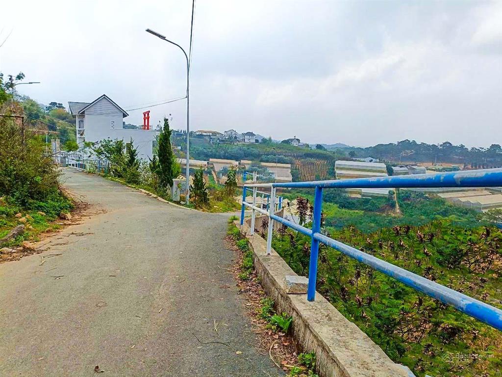 Giá cực tốt  1 lô măng lin duy nhất hẻm nhựa ô tô tránh nhau, 200m2, giá chỉ 3.95 tỷ