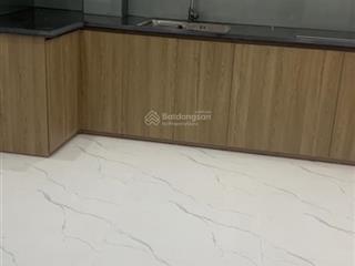 Cần bán nhà đỗ đức dục, cạnh tt hội nghị quốc gia, thang máy, xây mới, ô tô qua ngõ