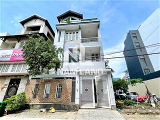 Cho thuê căn villa 8x20m, 1 trệt 2 lầu sân thượng đường 20 phường an khánh  giá 40tr/tháng