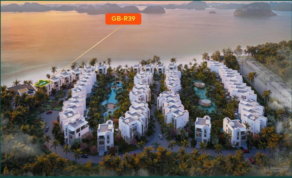 Biệt thự mặt biển hạ long, full nội thất cao cấp, đất ở lâu dài, an ninh 24/7 và bãi tắm riêng tư