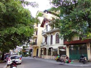 Biệt thự hiếm công chúa yên hoa, tây hồ. 120m² 5 tầng sang trọng, thả dáng in bóng tây hồ