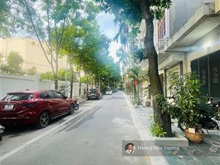 Bán nhà phân lô phạm tuấn tài  cầu giấy. dt 50m2 6 tầng  ô tô tránh  kinh doanh!!!