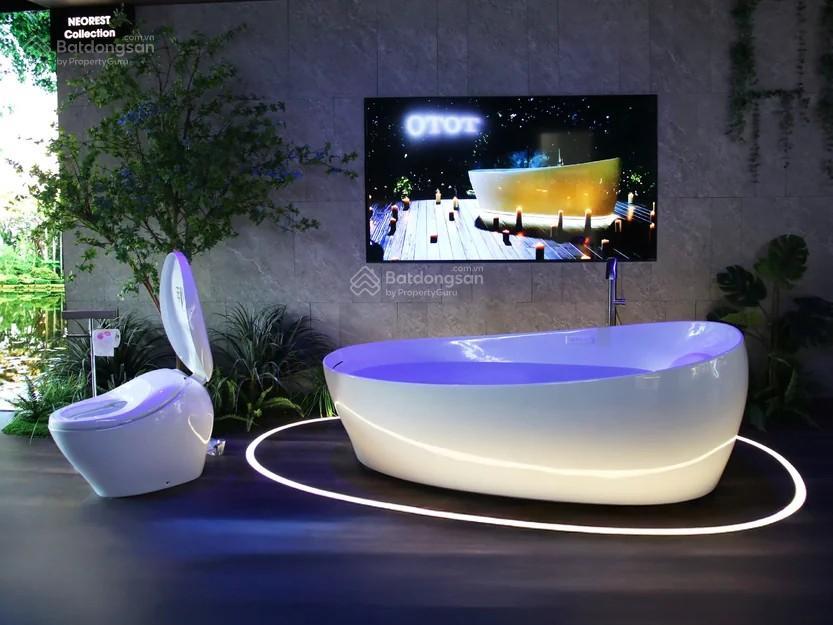 Cho thuê nhà mặt tiền ngang 10m nam kỳ khởi nghĩa q.3  1 trệt 2 lầu 1 tum có thể cải tạo 7 tầng