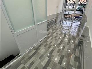 Chú 2 cần bán gấp nhà hxh bình hưng hòa bình tân 24m 1 trệt 1lầu giá chỉ 2 tỷ thương lượng