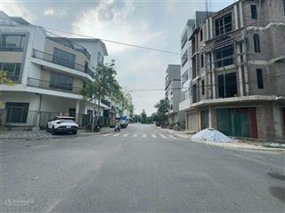 Bán đất thuận thành, bắc ninh. 65m2 * mt 4,8m * 2,5 tỷ. lô góc, sát trung tâm phố.