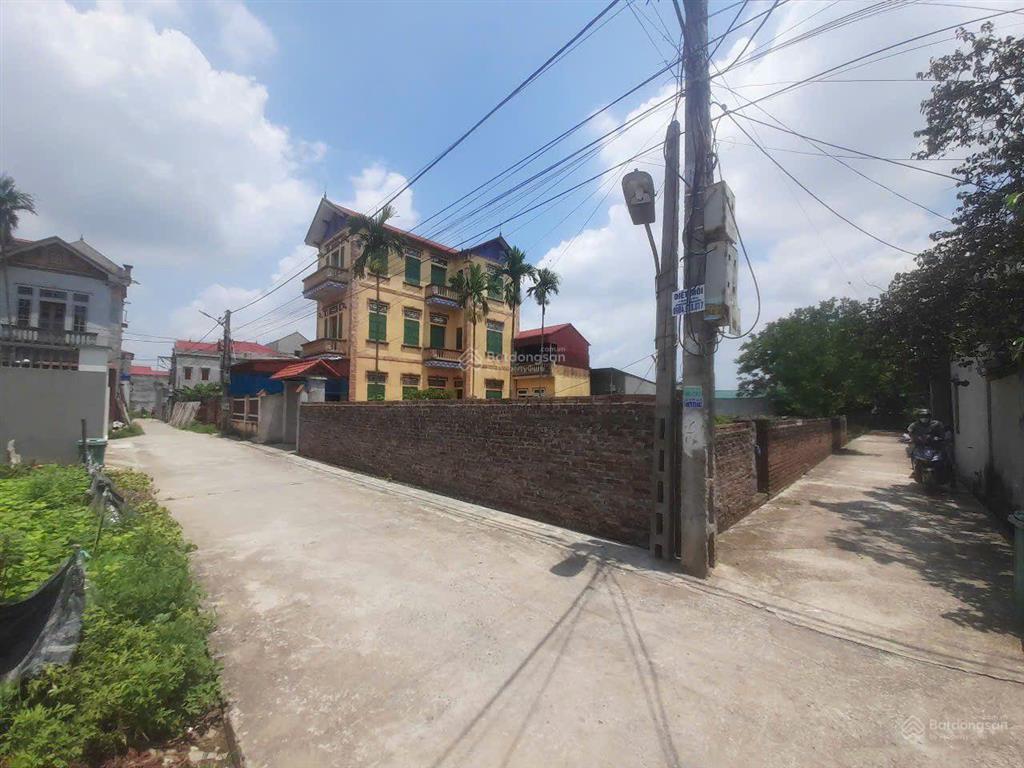 Bán đất thuận thành, bắc ninh. 76m2 * mt 6,3m * 2 tỷ. ô tô vào đất.