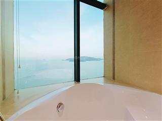 Chính chủ bán căn vip đập thông view biển  nội thất cao cấp mới 100%