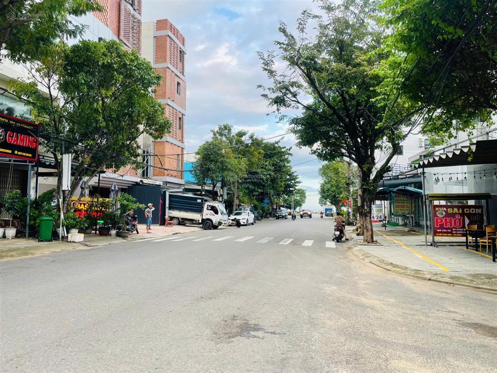 Đất biển kinh doanh đường 10m5 hồ tùng mậu, trục thông biển, sát ngay biển | sạch đẹp