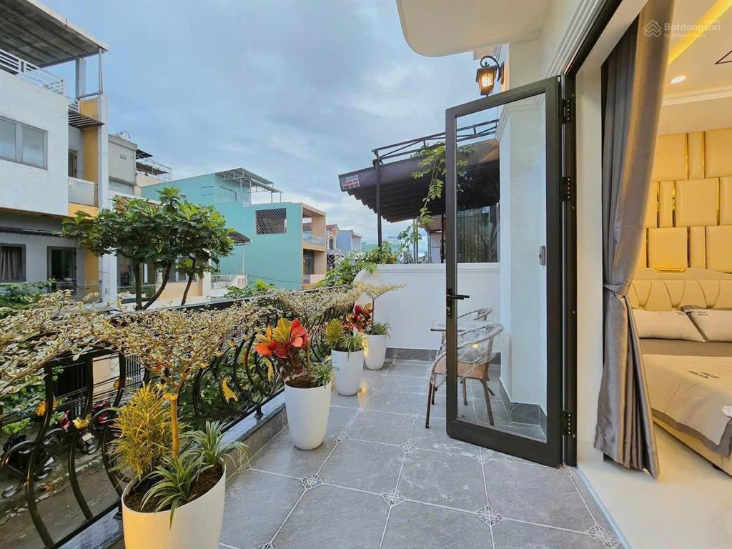 Siêu phẩm 3 tầng bàu năng 1 gần lý thái tông, hoàng thị loan | có gara ô tô, 4pn, 4wc siêu vip