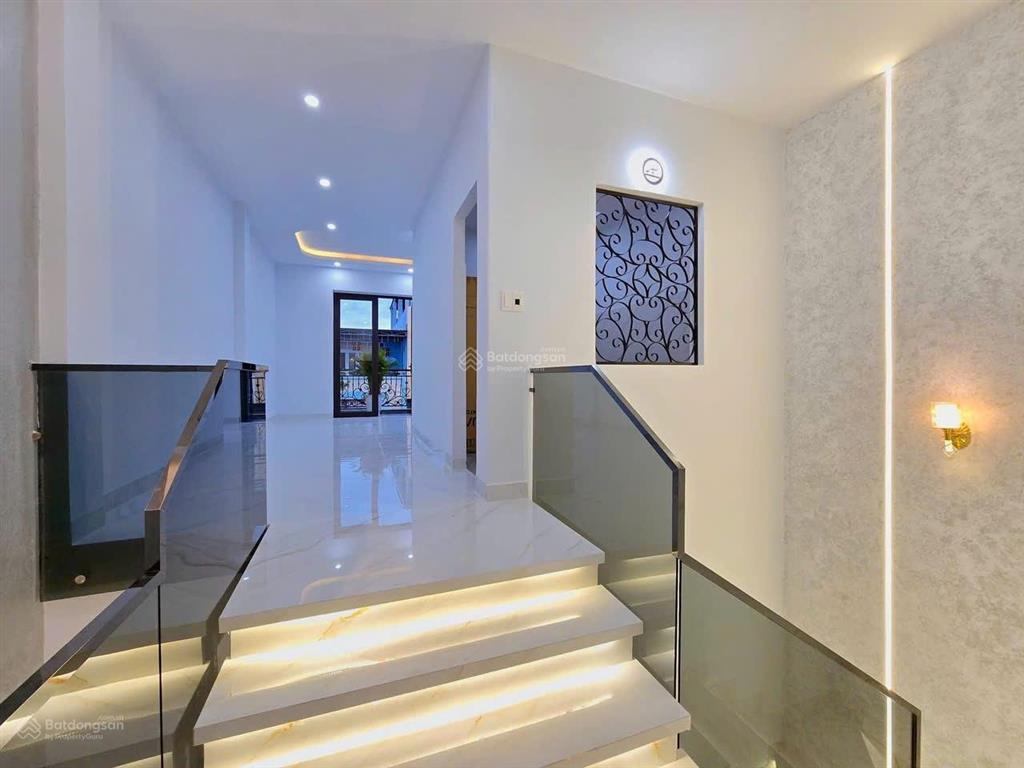 Siêu phẩm 3 tầng bàu năng 1 gần lý thái tông, hoàng thị loan | có gara ô tô, 4pn, 4wc siêu vip