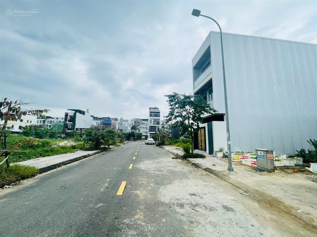 " đất trực diện công viên " mặt tiền đường 7m5 hòa phú 31 ngay nguyễn sinh sắc, hoàng thị loan