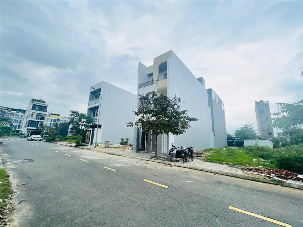 " đất trực diện công viên " mặt tiền đường 7m5 hòa phú 31 ngay nguyễn sinh sắc, hoàng thị loan