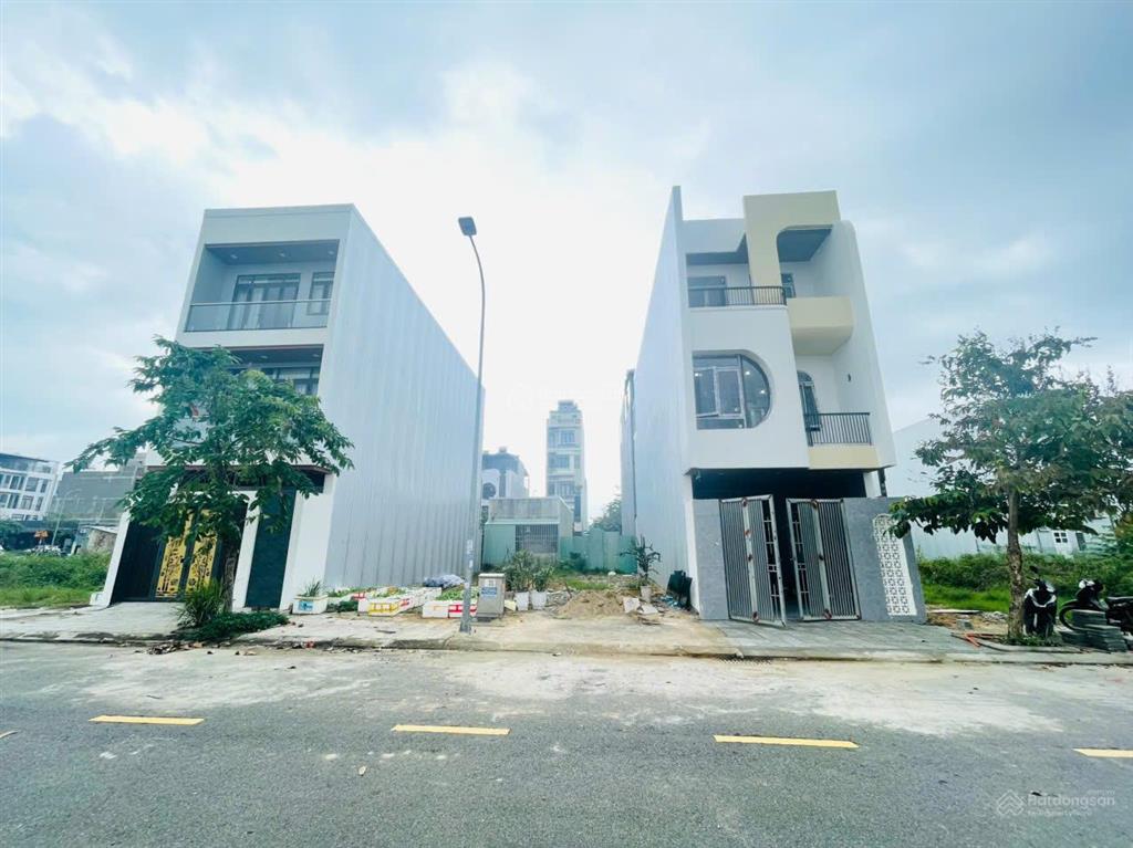 " đất trực diện công viên " mặt tiền đường 7m5 hòa phú 31 ngay nguyễn sinh sắc, hoàng thị loan